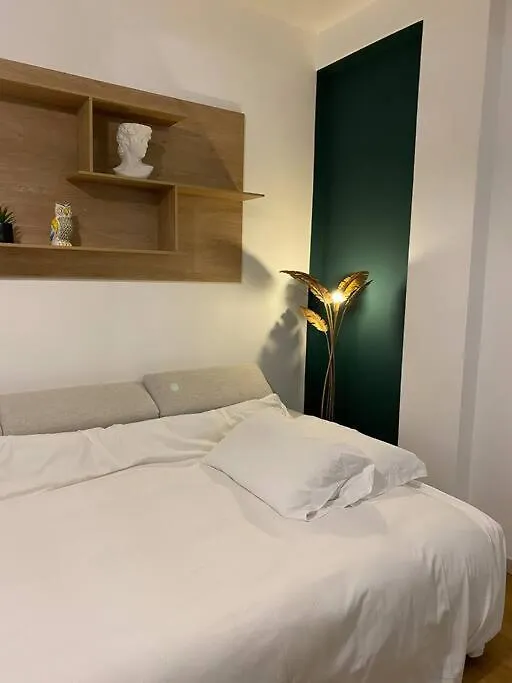 Apartment Casa Washington, Corso Vercelli, Citylife, Milano