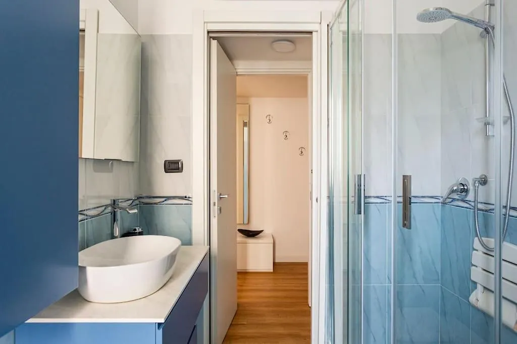 Casa Washington, Corso Vercelli, Citylife, Milano Italy